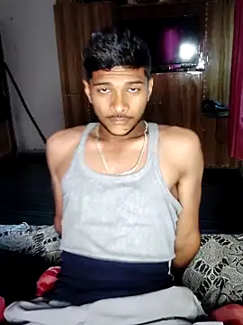 xrealcam699 online show from April 19, 2026, 7:29 am