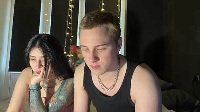 love4couple online show from April 14, 2026, 7:14 am