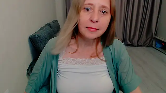 MiLenaMilf online show from June 1, 2026, 7:32 am