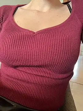 SugarLily24 online show from March 25, 2026, 1:39 pm