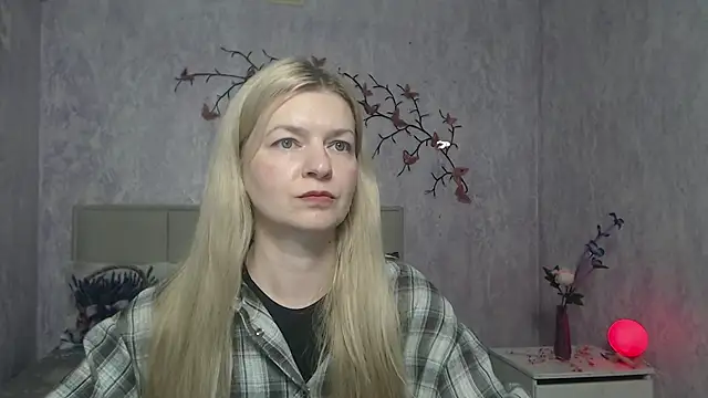 MelissaTyler online show from February 19, 2026, 12:23 pm