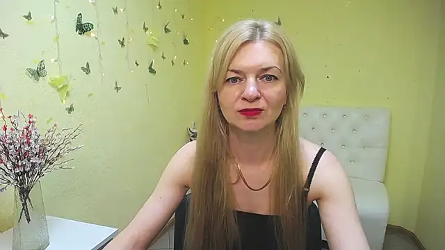 Snapshot of MelissaTyler chatting on May 13, 2026, 11:18 am MelissaTyler online show from May 13, 2026, 11:18 am