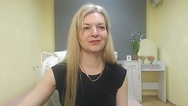 Snapshot of MelissaTyler chatting on May 16, 2026, 10:36 am MelissaTyler online show from May 16, 2026, 10:36 am