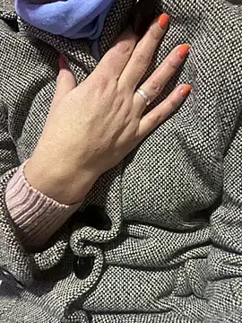 SexyMamiVee online show from January 13, 2026, 9:36 am