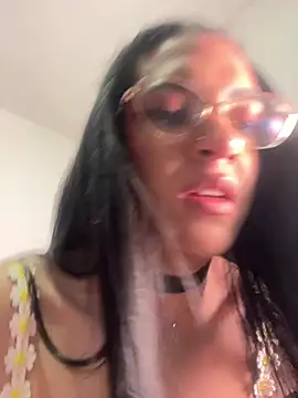 ValentinaEvanz online show from June 18, 2026, 9:08 pm