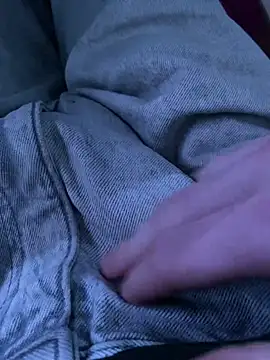 Snapshot of LittleGuy_2007 chatting on January 12, 2026, 10:26 pm LittleGuy 2007 online show from January 12, 2026, 10:26 pm