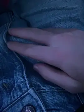 Snapshot of LittleGuy_2007 chatting on February 6, 2026, 10:35 pm LittleGuy 2007 online show from February 6, 2026, 10:35 pm