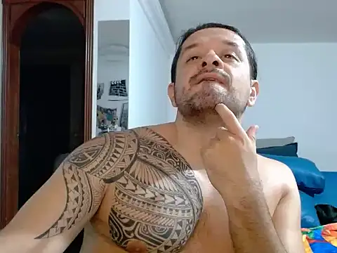 Snapshot of gonzzohunterr chatting on February 4, 2026, 2:50 am gonzzohunterr online show from February 4, 2026, 2:50 am