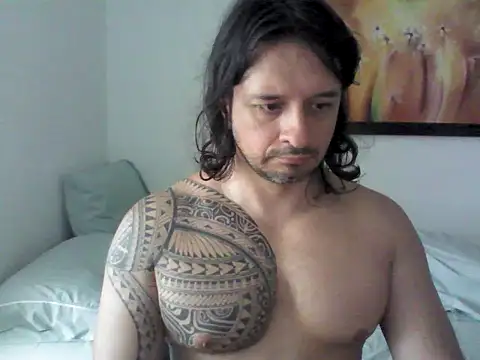 Snapshot of gonzzohunterr chatting on February 13, 2026, 7:54 pm gonzzohunterr online show from February 13, 2026, 7:54 pm