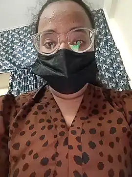 Snapshot of MaggieTelugu-15 chatting on February 12, 2026, 7:47 am MaggieTelugu-15 online show from February 12, 2026, 7:47 am