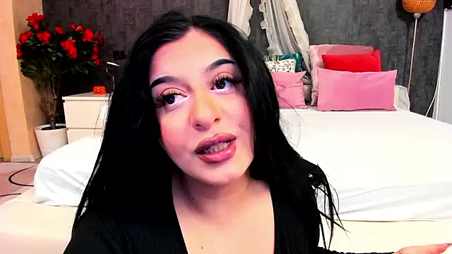 Snapshot of NayaNoirX chatting on February 11, 2026, 7:19 pm NayaNoirX online show from February 11, 2026, 7:19 pm