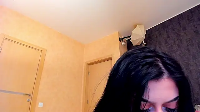 Snapshot of NayaNoirX chatting on February 16, 2026, 4:14 pm NayaNoirX online show from February 16, 2026, 4:14 pm