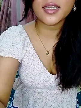 Saumyy online show from April 23, 2026, 9:39 pm