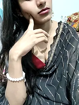 Yours-Zeenat online show from February 18, 2026, 10:11 am