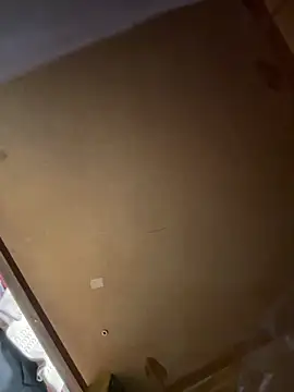 lele202526 online show from April 8, 2026, 6:30 pm