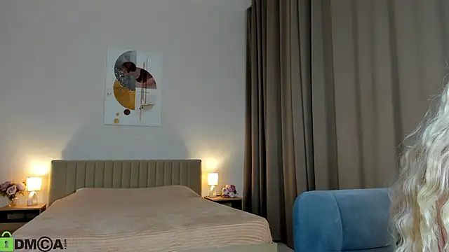 ChloeAlba online show from April 10, 2026, 3:56 am