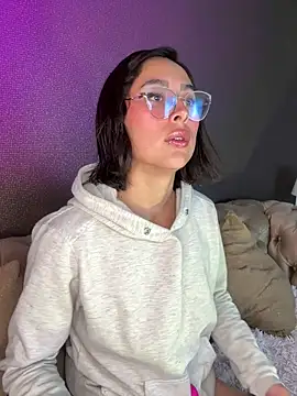 luna gv online show from February 6, 2026, 10:40 am