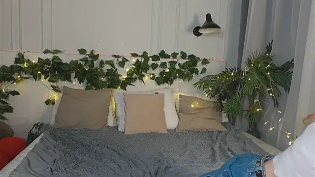 Zoe  Page online show from January 17, 2026, 2:11 pm