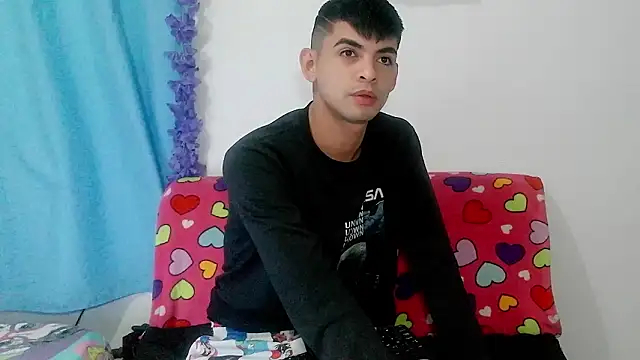 Snapshot of nico22love chatting on February 9, 2026, 12:25 am nico22love online show from February 9, 2026, 12:25 am