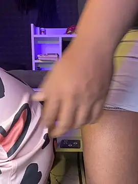 Snapshot of Shankkyyy chatting on February 11, 2026, 8:19 am Shankkyyy online show from February 11, 2026, 8:19 am