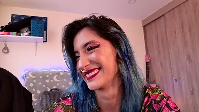 LunaisBack online show from April 3, 2026, 10:08 pm