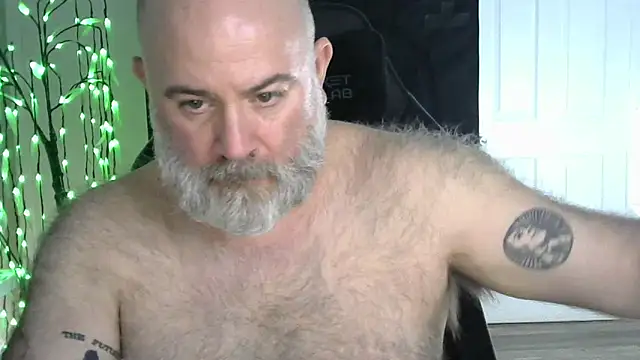 XJJ77x online show from March 27, 2026, 2:17 am