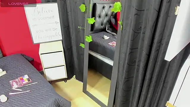 Abby Hiiltoon online show from February 18, 2026, 4:41 am