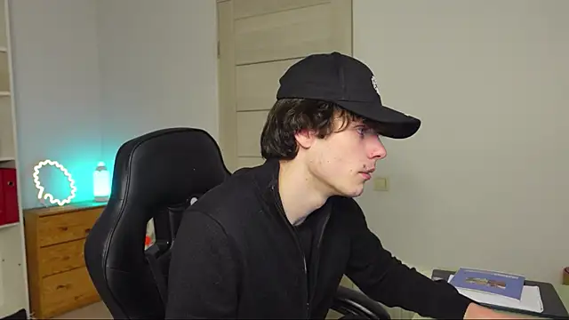 Daniel Shawnn online show from February 22, 2026, 6:06 pm