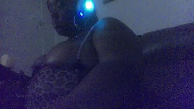 Babyboo3620 online show from May 11, 2026, 6:38 pm