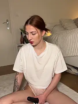 xvicoo online show from March 11, 2026, 6:25 pm