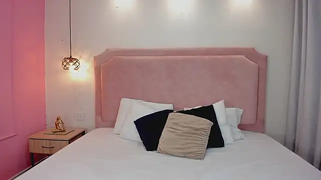 BrookRusell online show from January 12, 2026, 9:53 pm