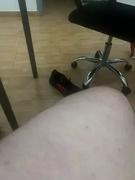 Snapshot of paco199923 chatting on January 10, 2026, 12:23 am paco199923 online show from January 10, 2026, 12:23 am