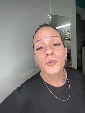 Snapshot of donatella07 chatting on March 15, 2026, 2:50 am donatella07 online show from March 15, 2026, 2:50 am