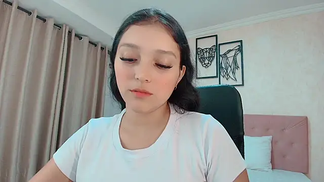 littlemolly walcott online show from July 11, 2026, 1:41 am