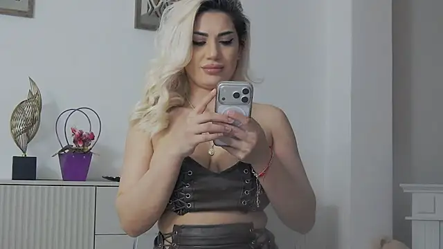 nona nna online show from March 5, 2026, 10:06 pm