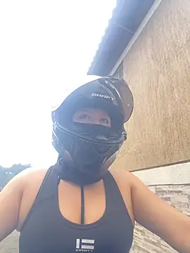 Scarlet auraa online show from January 10, 2026, 6:31 pm