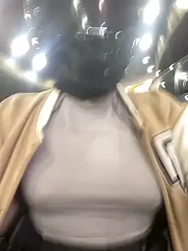 Snapshot of Scarlet_auraa chatting on February 25, 2026, 8:29 pm Scarlet auraa online show from February 25, 2026, 8:29 pm