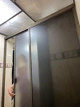 Scarlet auraa online show from March 19, 2026, 7:07 pm