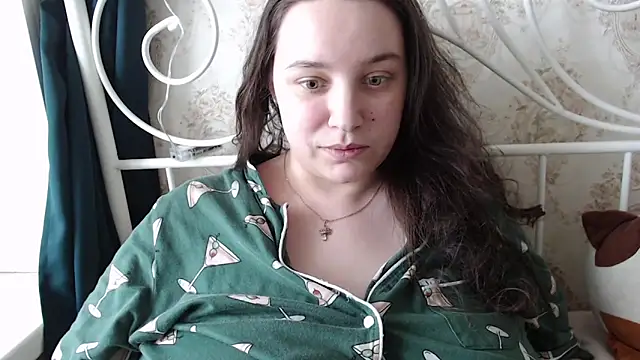 AmazingAllice online show from February 7, 2026, 1:15 pm