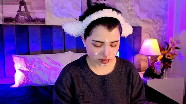 Sienna Desiree online show from May 4, 2026, 1:29 pm