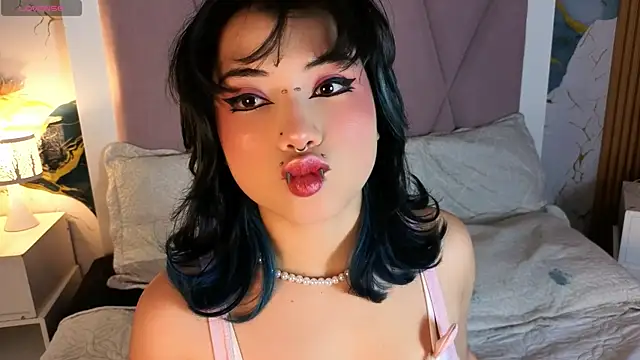 Sienna Desiree online show from July 12, 2026, 4:03 am
