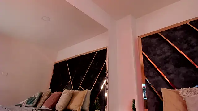 Snapshot of Chloe_Connor chatting on February 8, 2026, 1:53 am Chloe Connor online show from February 8, 2026, 1:53 am