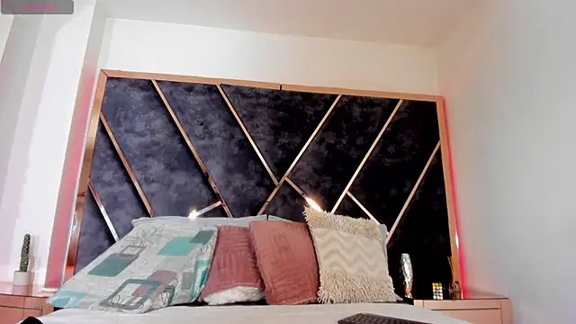 Snapshot of Chloe_Connor chatting on February 21, 2026, 11:55 am Chloe Connor online show from February 21, 2026, 11:55 am