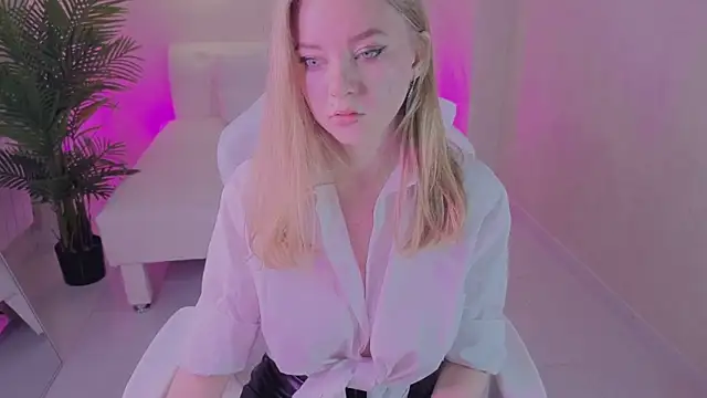 Snapshot of DianaDanian chatting on January 8, 2026, 2:14 am DianaDanian online show from January 8, 2026, 2:14 am