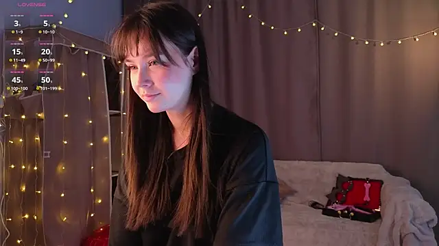 KiraYukimura online show from February 11, 2026, 1:43 am