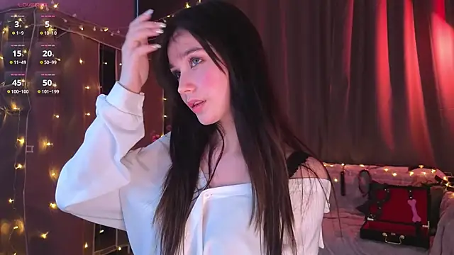 KiraYukimura online show from March 27, 2026, 10:37 am