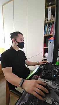 OnlyHand9x online show from March 17, 2026, 4:06 am