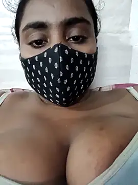 Hotty Nishaa online show from March 13, 2026, 7:20 pm