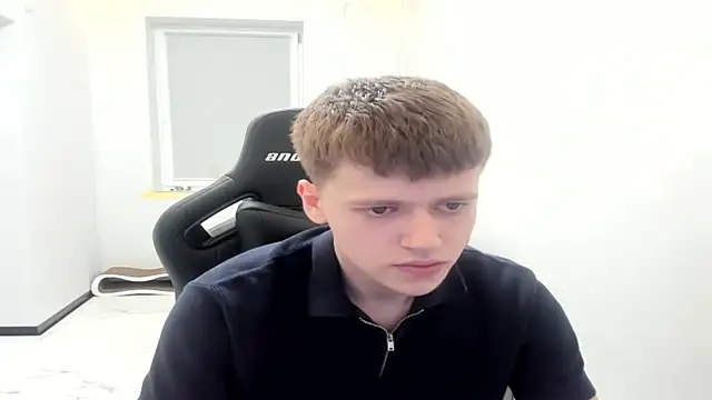 Snapshot of bonekoambalabu chatting on January 5, 2026, 9:29 pm bonekoambalabu online show from January 5, 2026, 9:29 pm