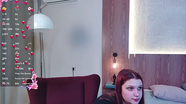 Snapshot of Kortney_Fox chatting on February 8, 2026, 6:17 am Kortney Fox online show from February 8, 2026, 6:17 am